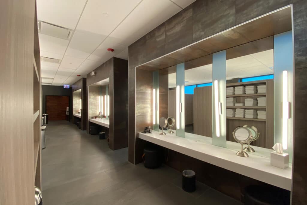 Locker Rooms with mirrors and complementary towels